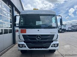Mercedes-Benz Atego Atego 1725 4x4 Flatbed with Hyva HB120 Crane