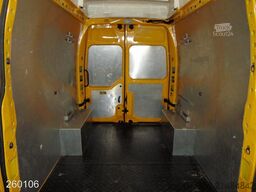 RENAULT Master 2.3 dCi 135 L3H3 -Kamera-