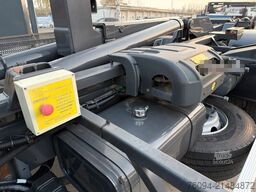 DAF CF 75.250 Abrollkipper KRAN FUNK