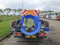 FUSO CANTER 3S13 NIDO zoutstrooier