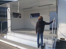 trailershop Messe Presentation Sale Marketing Event verfügbar