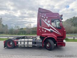 Renault Premium 440