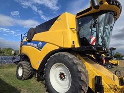 New Holland CX 7.90