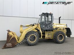 Furukawa Radlader 325