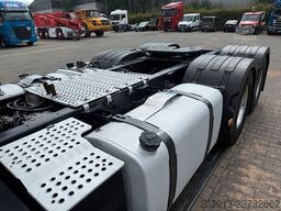 VOLVO 650 6x4 EURO 6 Sattelzugmaschine