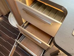 KNAUS Sky TI 700 *Wenig KM* Umfangreiche Ausstattung*