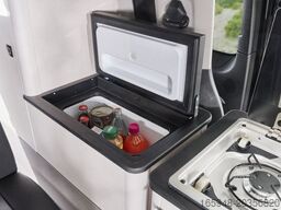 PÖSSL Campster *MJ26 - schwenkbare Küche* ab 49.999,-¤
