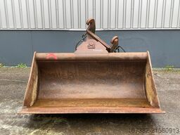  Tilting bucket CW40