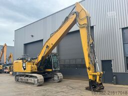 Caterpillar 336FL Tracked material handler