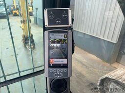 Caterpillar 336FL Tracked material handler