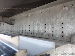 SCHMITZ CARGOBULL SKO 24/DOPPELSTOCK / 2,70/ 2 x LIFT nur 48000 km