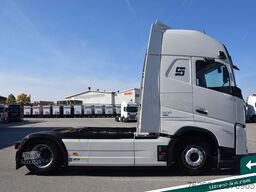 VOLVO FH 500 AERO XL CMS VEB+LED-Sicherheitspak. MIETE