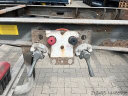 SCHMITZ CARGOBULL Gotha AFW 18 BDF-Lafette