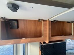 PÖSSL Summit 600 Plus | Solar, MaxxFan, Luftfederung