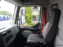 Renault D13 / 140 tho km !!! / Meat hooks