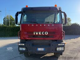 Iveco trakker