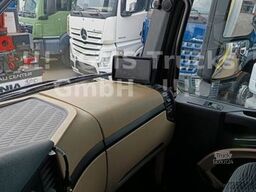MERCEDES-BENZ Actros 2546 / 6X2 / Carrier FRIGO Cool / German