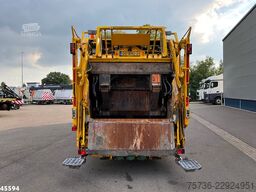 Volvo FM 330 Euro 6 Geesink 20m³