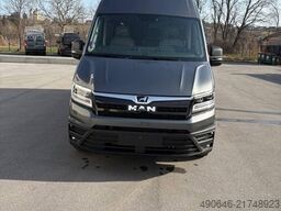 MEGAMOBIL Mega Re Aktiv 680 S MAN Schlafdach