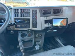 Volvo FL 250 4x2 THERMOKING V-100 Max / BOX L=8255 mm