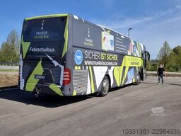 Mercedes-Benz Tourismo