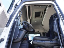 Mercedes-Benz Arocs 3251 8x4 / Palfinger T26 hooklift