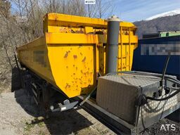 Maur Bilpåbygg 3-axle tipping semi-trailer for sale as a repair o