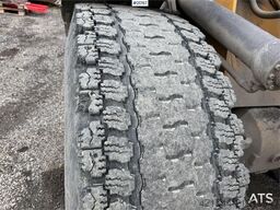 Volvo L90F wheel loader w/ Volvo gravel bucket. WATCH VI