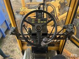 Mattsson MPAB 6x6 grader w/ blades and 2 extra for tires