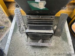 Mattsson MPAB 6x6 grader w/ blades and 2 extra for tires