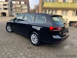 VOLKSWAGEN Passat Variant 110kw DSG Kamera *LED *Navi