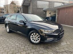 VOLKSWAGEN Passat Variant 110kw DSG Kamera *LED *Navi