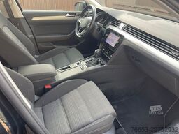 VOLKSWAGEN Passat Variant 110kw DSG Kamera *LED *Navi