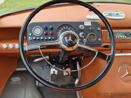 MERCEDES-BENZ Vorgänger Sprinter O 319 Samba mit Faltdach AC