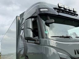 Iveco AS190S/P S-WAY