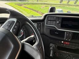 Iveco AS190S/P S-WAY