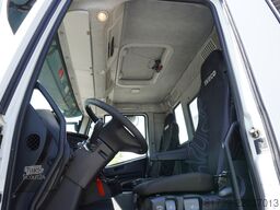 Iveco Stralis 360 EEV Tow truck 6x2