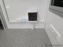 trailershop Verkaufsanhänger 620x220x230cm 3 Klappen