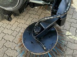 Multicar Nilfisk JungoJet3500 Winterdienst & Kehrmaschine