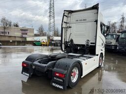 SCANIA S450 4x2