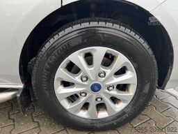 Ford Transit Custom 320 / 2.0 TDCI / L2H1 Limited / ...