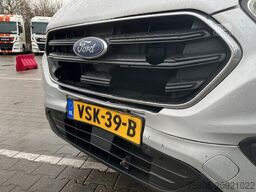 Ford Transit Custom 320 / 2.0 TDCI / L2H1 Limited / ...
