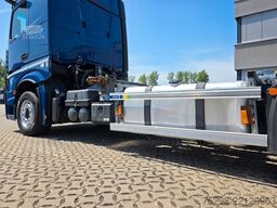 MERCEDES-BENZ Actros 2553 / Retarder / Ldbw / Lenkachse / 6E