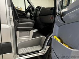 MERCEDES-BENZ Sprinter 316 CDI 4x4 ZG3 8-Sitzer wie neu!