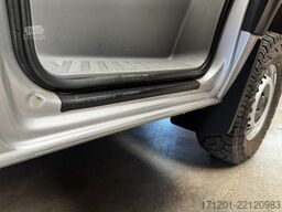 MERCEDES-BENZ Sprinter 316 CDI 4x4 ZG3 8-Sitzer wie neu!