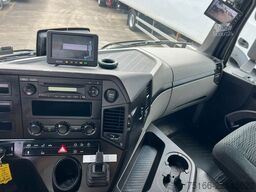 MERCEDES-BENZ ANTOS 2535 L Kühloffer 7,40 m LBW 2 T*Lenkachse