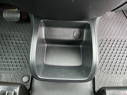 Mercedes-Benz Vito 119 CDI 4x4 Kasten Kompakt LED Klima Sitzh. Kamera