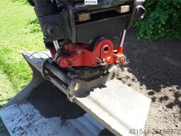 Volvo ECR88D with tilt and two buckets. Only 4700 hours
