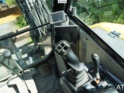 Volvo ECR58F with tilt and two buckets. Only 3,035 hours