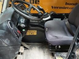 JCB 525-60